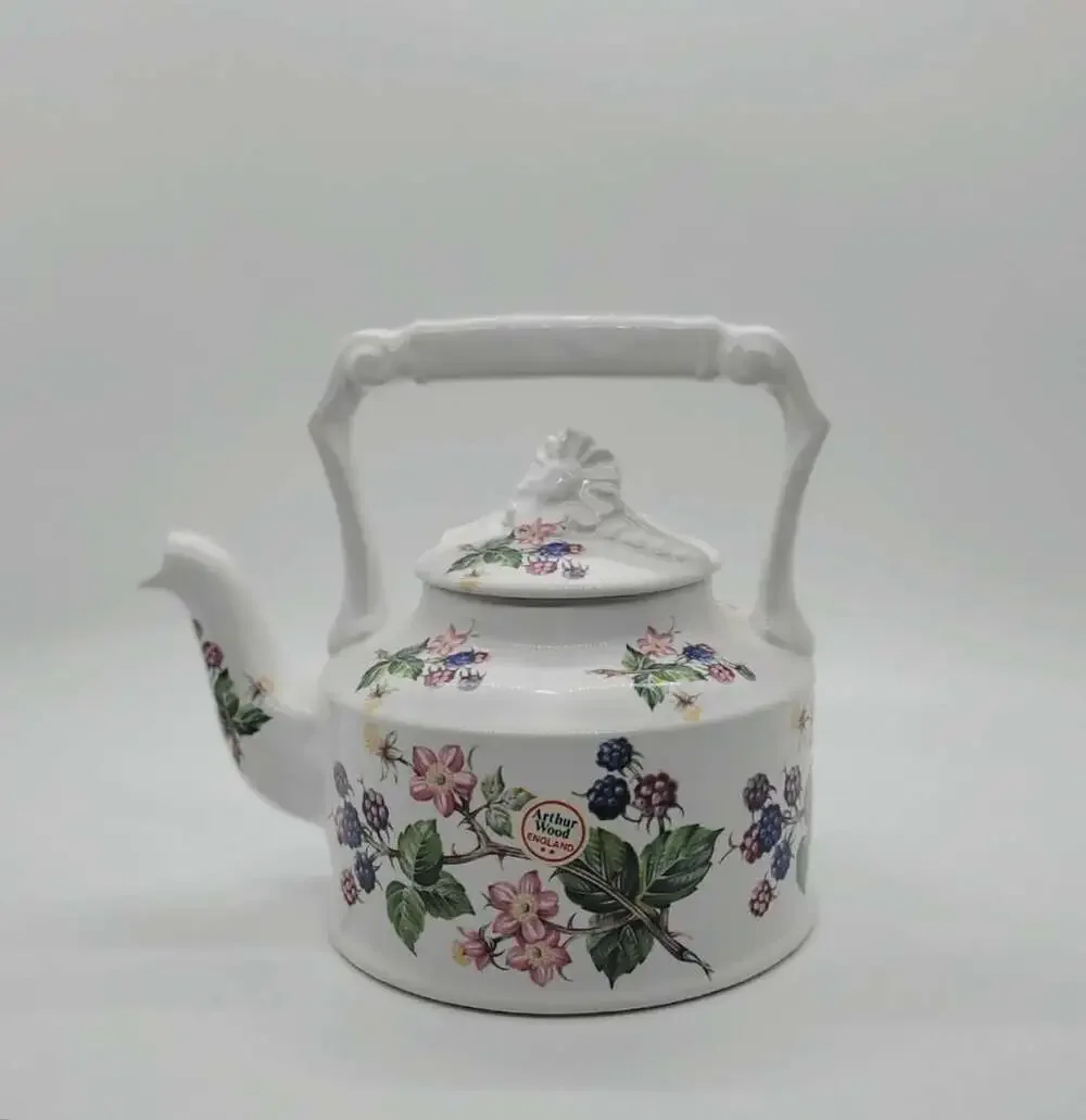 Vintage Arthur Wood Teapot with Blackberry Bushes Design‎ Made In England